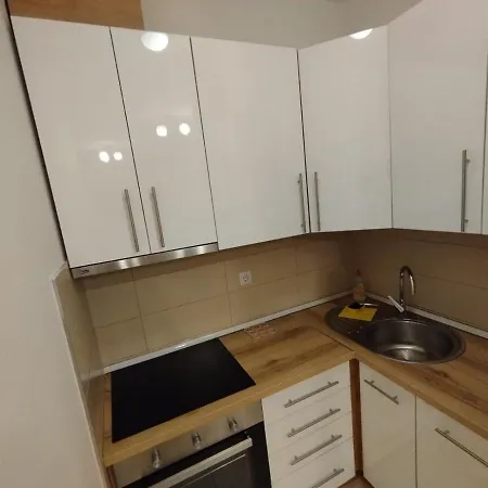 Apartman Ada